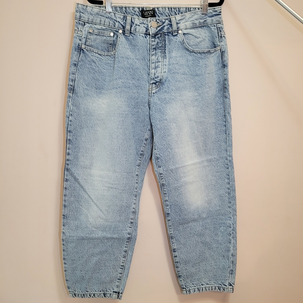 Boohooman Men's Tapered Fit Jeans - Picture 2 of 7